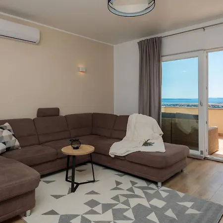Divina Sole Villa *